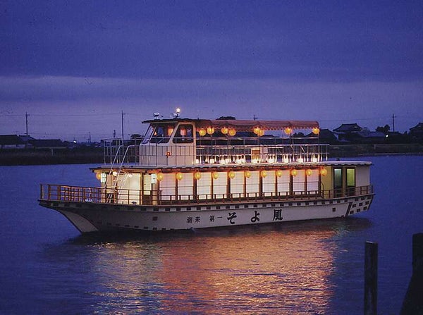 【山形県内発】 水郷潮来あやめ宵の嫁入りと生ビール飲み放題!屋形船で霞ヶ浦夕涼みクルーズ 2日間3